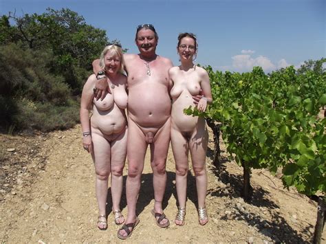 Family Nudists Possibly The Full Set Porn Pictures Xxx Photos Sex Images Pictoa