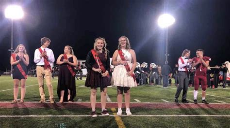 Two Females Voted Homecoming King And Queen High School Calls Them