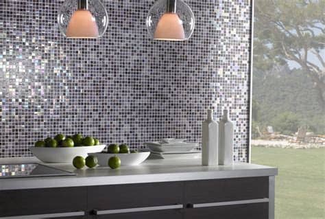 De las ventajas e inconvenientes del alicatado de unos modelos y otros, de los azulejos. Azulejos para la cocina | Decoración
