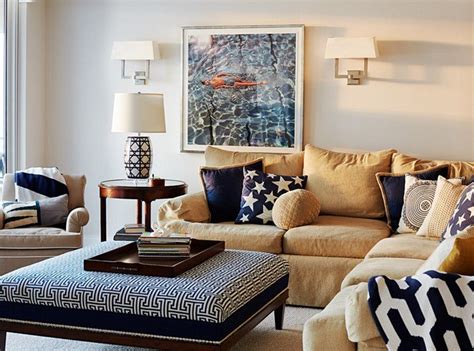 20 Appealing Living Rooms With Gold And Navy Accents Blue And Gold