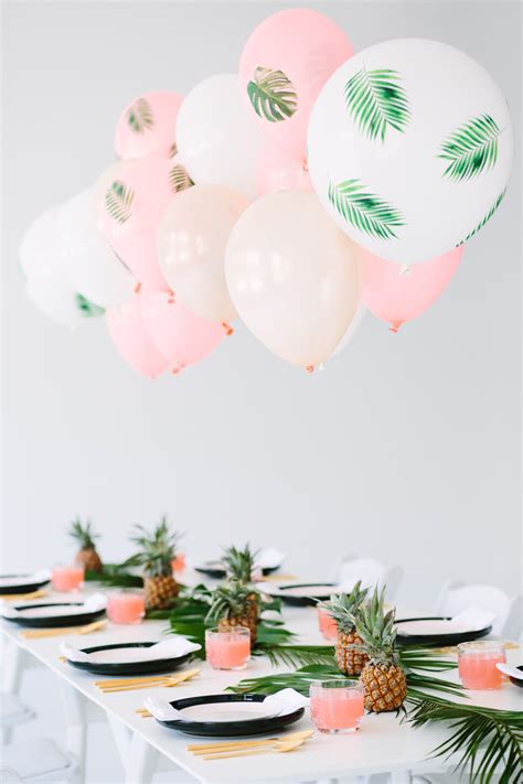 Nests are among the season's most powerful and poetic signs of rebirth. Table Style: 4 Festive Concepts for Spring Entertaining