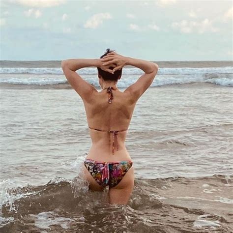 Lourdes Munguía presume espectacular figura en bikini FOTOS El