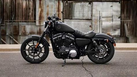 Features chassis, suspension & brake include pro link rear suspension, steel body frame material. Harley-Davidson Iron 883 BS 6 now costlier in India