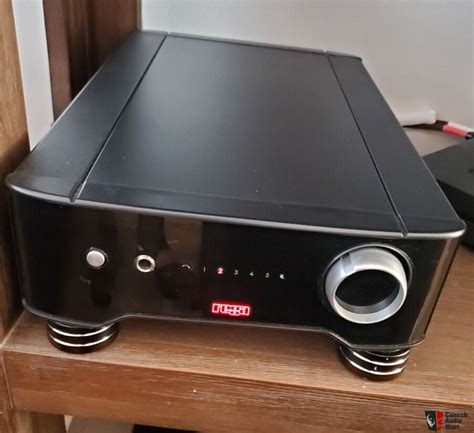 Rega Brio Stereo Integrated Amplifier 50w With Headphone Output Photo