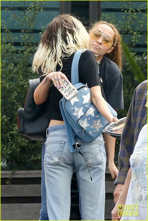 Miley Cyrus Grabs Brunch With Mom Tish Sister Brandi After Wedding