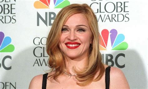 Madonna Presque Nue Sur Instagram On Voit Ses T Tons