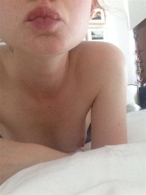 Bonnie Wright Leaked Nudes Tits And Pussy The Fappening Tv