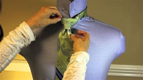 How To Tie A Tie Pratt Knot The Art Of Tying The Knot Series Youtube
