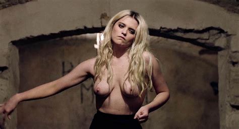 Sky Ferreira Nude And Sexy Collection 98 Photos The Fappening
