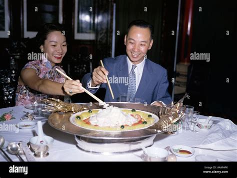 Couple In Restaurant Retro Hi Res Stock Photography And Images Alamy