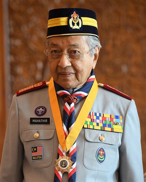 Malaysia minister of health, ds dr dzulkefly ahmad launched teeb tv's mental health film festival on oct 17, 2019. Scouts Association of Malaysia Proclaims Dr Mahathir as ...