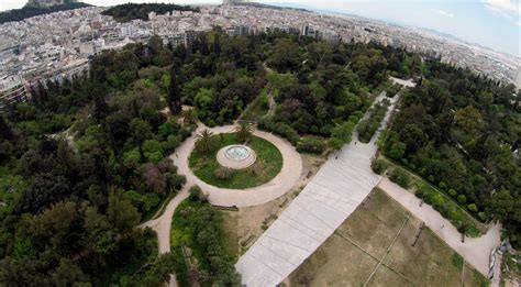 Ψάχνεις κτελ σε αθήνα πεδίο άρεως; Καλές γιορτές: Όλες οι μουσικές εκδηλώσεις στο Πεδίον του ...