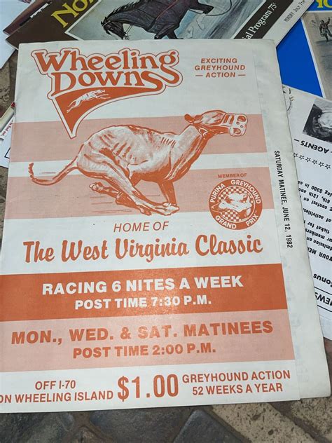 1982 Full Size Wheeling Downs dog racing program and betting guide