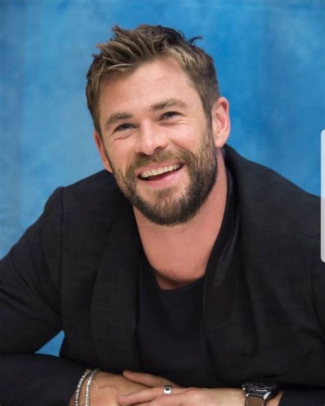 Chris Hemsworth Cute If You Re Feeling Down Here Are Some Pics Of