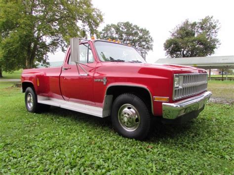 1982 Chevrolet Custom Deluxe 30 Camper Special Dually Low Miles