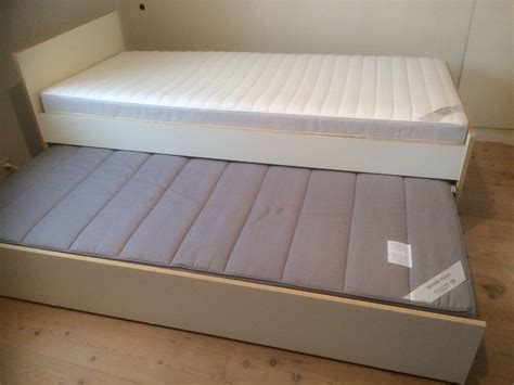 (8) FINN - IKEA seng 90x200 med uttrekkbar sengeskuff 90x200 (With ...