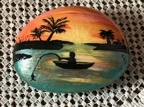 Pin By Donna Ingersoll On New Rocks Beach Rock Art Stone Painting