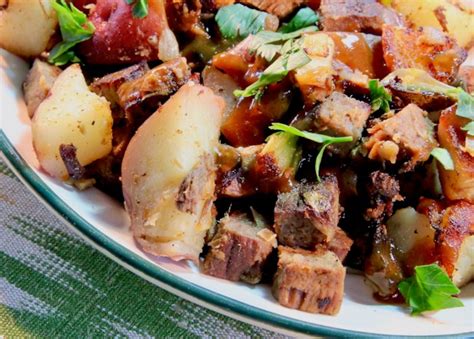 Leftover roast beef or prime rib adds delicious heft to this quick and easy hash recipe with russet potatoes, onions, green bell pepper, and mushrooms. 9 Best Recipes to Make with Leftover Prime Rib & Roast Beef | Allrecipes