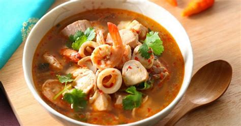 Cadangan 1 hidangan lengkap tomyam ayam untuk makan tengah hari/malam. Tomyam Super Sedap Dengan 8 Langkah Ini, Gerenti Lebih Terangkat! - KELUARGA