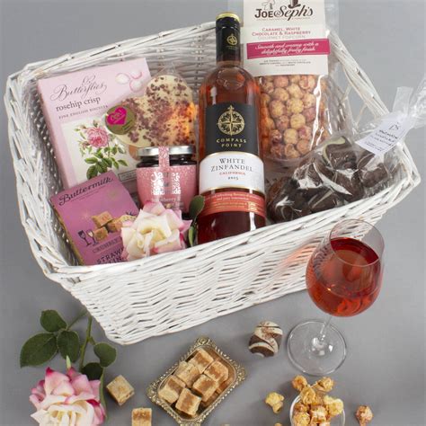 The Most Popular Gift Hampers For Men OscarSSmithfield Com