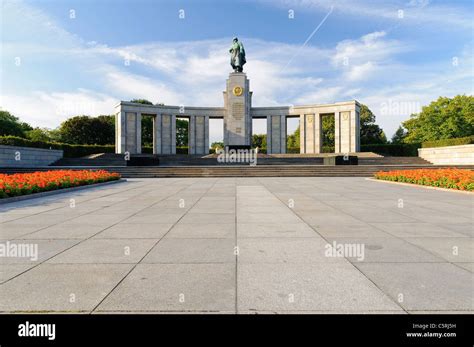 Soviet War Memorial In The Tiergarten Park Berlin Germany Europe