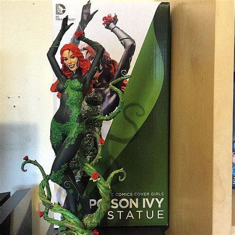 Cover Girls Of The Dc Universe Poison Ivy Statue By Dc Collectibles