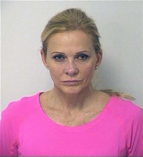 Ted Nugent S Wife Arrested With Gun At Texas Airport 16848 Hot Sex Picture