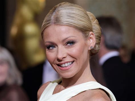 Best Photos Of Kelly Ripa Through The Years 1973 To 50th Birthday