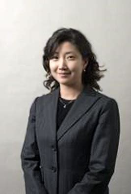 Отец, мать, старшая сестра, старший брат рост: Seung-Hee Claire Son has received a URC Faculty Fellow ...