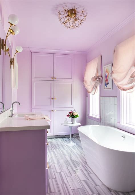 9 Impactful Ways To Use Paint In A Bathroom According To Designers