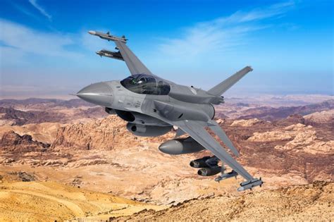 空軍採購66架f 16 Cd 戰機延遲1年交貨 2025年第三季首批6架返台 上報 要聞