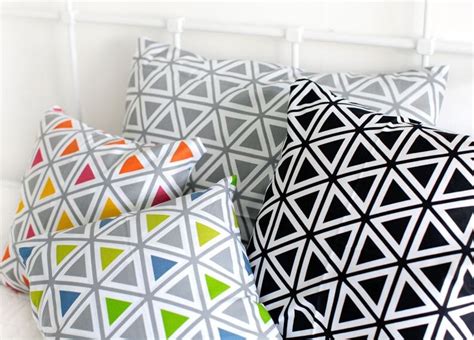 Scandinavian Style Triangle Pattern 20s Cotton Fabric By Yard