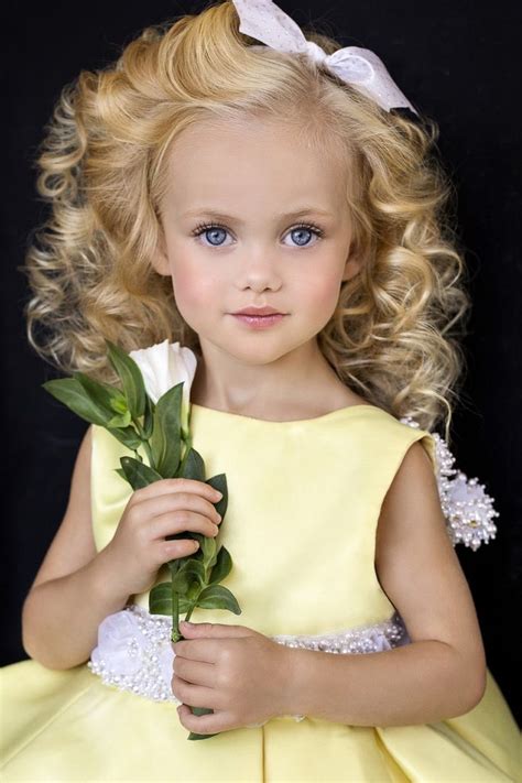 Fotografias De Violetta Antonova Official Cute Little Baby Girl