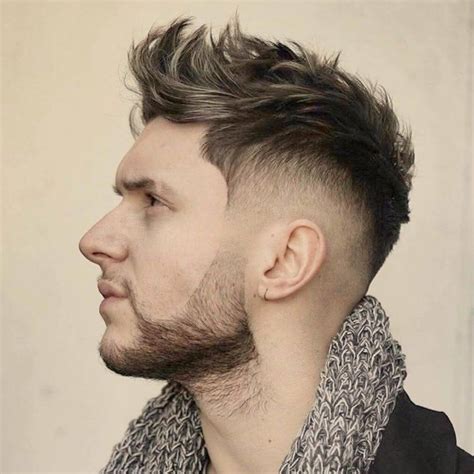 As opções de corte de cabelo não existe maneira melhor de renovar o visual do que atualizando o seu corte de cabelo. CORTES DE CABELO MASCULINO 2020 → Tendências, Dicas de Cortes