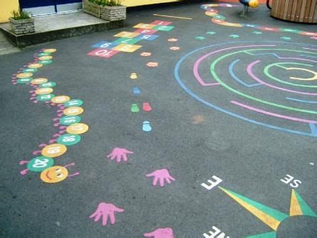 Una de las actividades importantes a desarrollar en niños de primer grado son las lecturas por que ayudamos a desarrollar habilidades en ellos y logramos mejor su aprendizaje y memoria. Juegos tradicionales para el patio del cole (11) - Imagenes Educativas