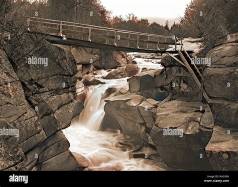 Upper Falls Of The Ammonoosuc White Mountains Pedestrian Bridges