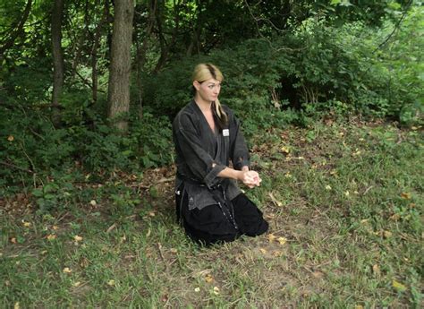 Sword hand mudra amp mikkyo grid. Total Martial Arts: Kuji-Kiri : Nine Hand Seals
