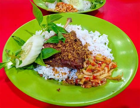 416 likes · 1 talking about this. Resep Sambal Mangga Ala Bebek Sinjay - Dicoba Resep Sambal Mangga Masakan Harian : Mungkin itu ...