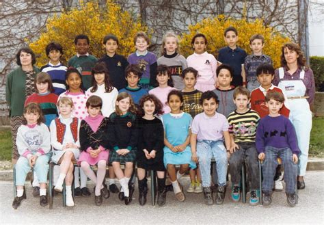 Photo de classe Classe de CE2 de 1986 Ecole Antoine De Saint Exupéry