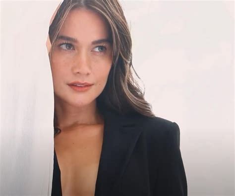 Getting Out Of Her Comfort Zone Bea Alonzo Sizzles As The New Tanduay