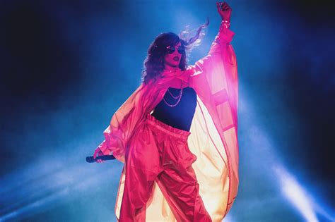It later branched into other locations such as lisbon, madrid and las vegas. Rihanna no Brasil: 2015 - ROCK IN RIO - RIHANNA.com.br