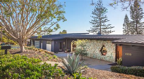This Renovated Mid Century Modern Home In California Has Been Designed