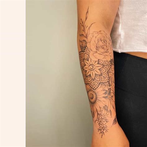 Top More Than 87 Female Sleeve Tattoos Ideas Best Thtantai2