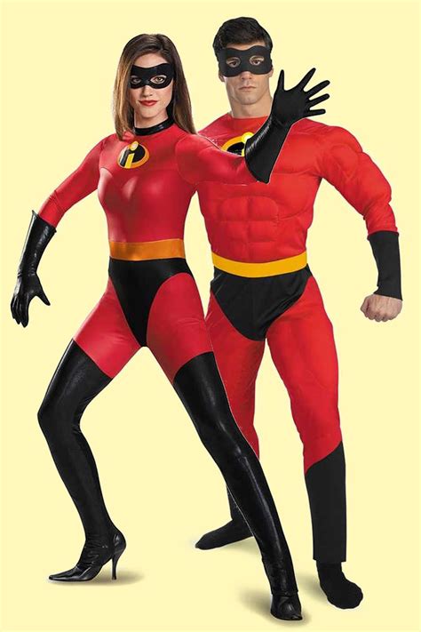 75 Best Couples Halloween Costumes To Prove You Re The Ultimate Duo Couples Costumes Cute