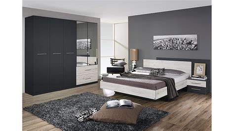 Grau ist eine neutrale und zeitlose farbe, die im schlafzimmer grün ist eine frische und natürliche farbe. Wandgestaltung Grün Grau