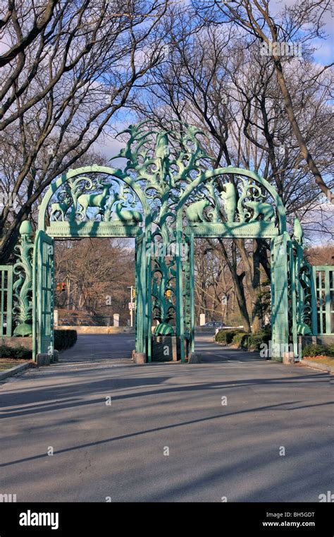 Zoo Entrance Gate Hi Res Stock Photography And Images Alamy