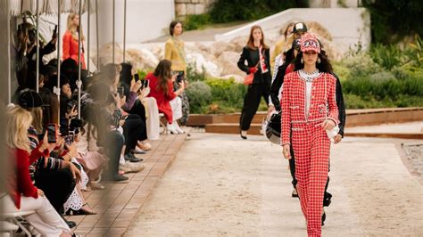 All The Looks From The Chanel Cruise 2023 Show Vogue Scandinavia