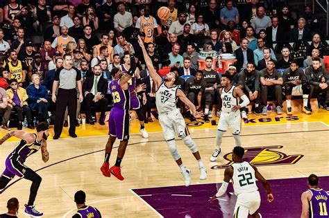 Lakers stats, analysis, predictions, previews. It's all about the 'D' as the Lakers claim first win ...