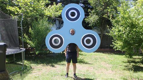 This Guy Has Created A Working Six Foot Fidget Spinner Costume Sick