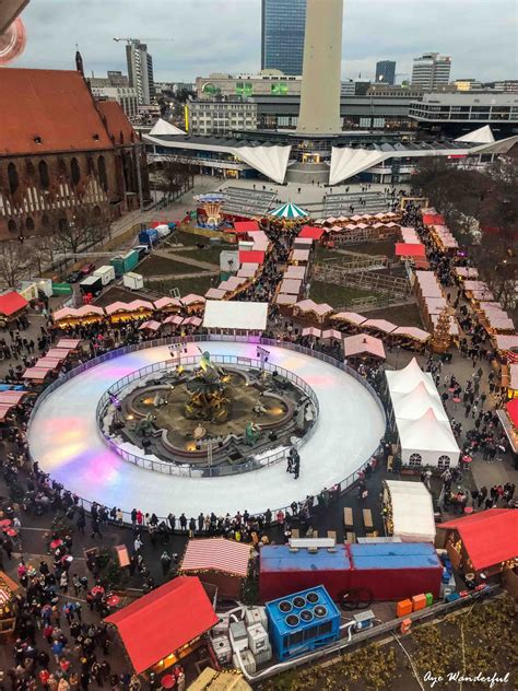 Berlin Christmas Markets: Photo Diary and Vegetarian Food Guide